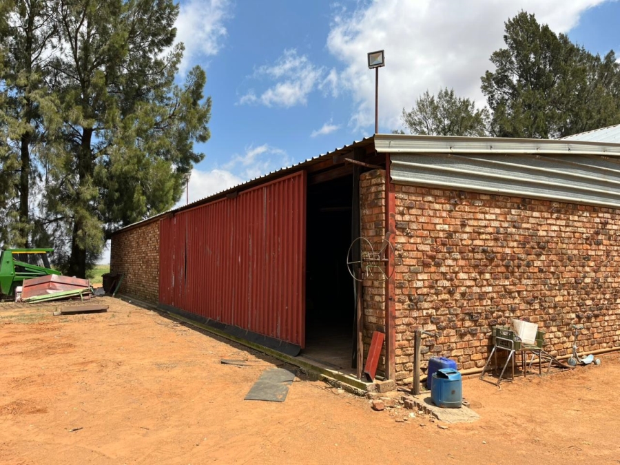 12 Bedroom Property for Sale in Bloemfontein Rural Free State